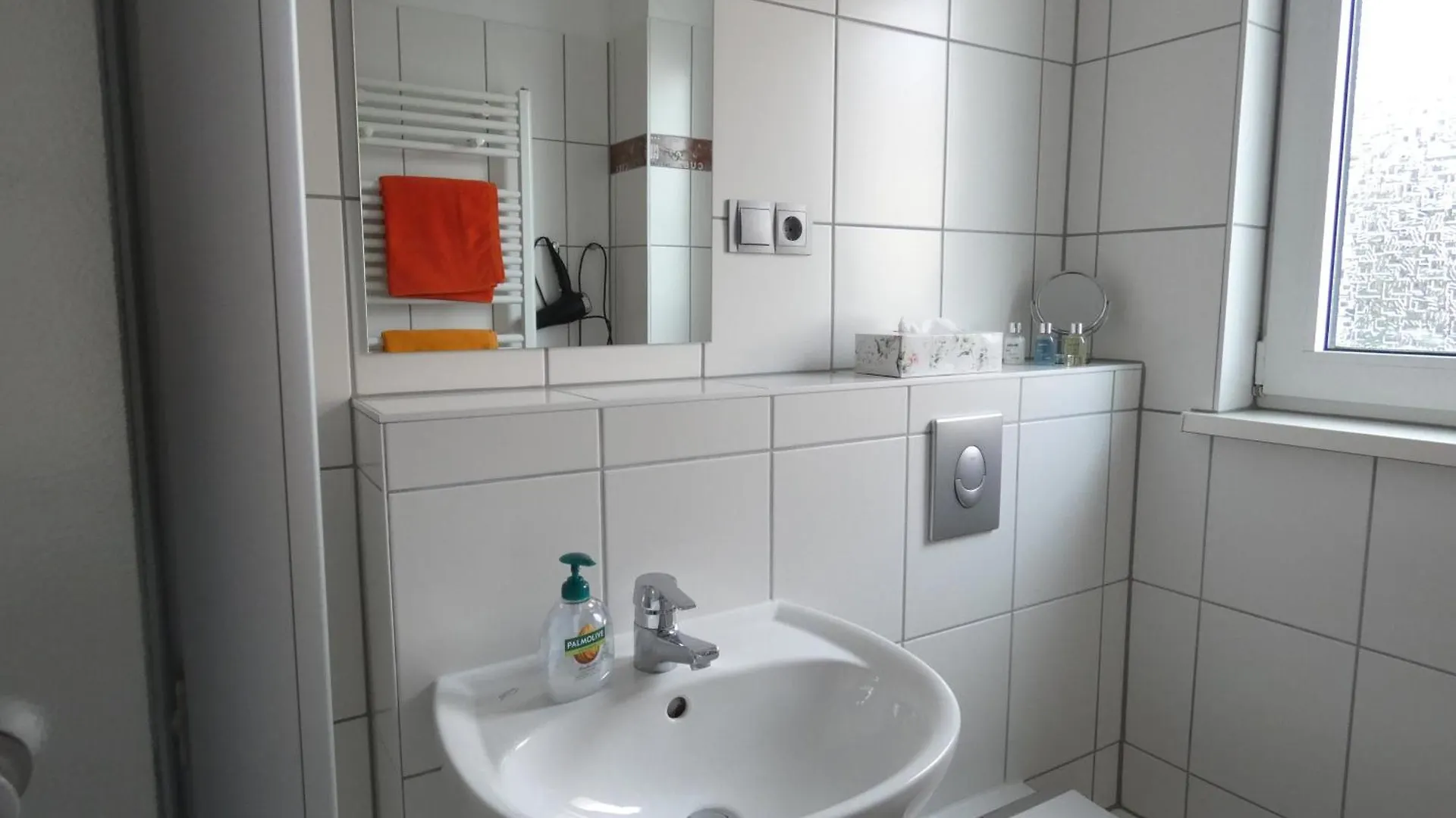 Ferienwohnung In Berlin-Gruenau, Wasser- Und Waldnaehe, Gute Verkehrsanbindung Apartment Berlin